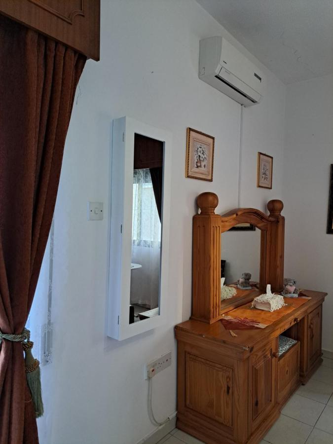 לימסול Shared Top 1St Floor Villa מראה חיצוני תמונה